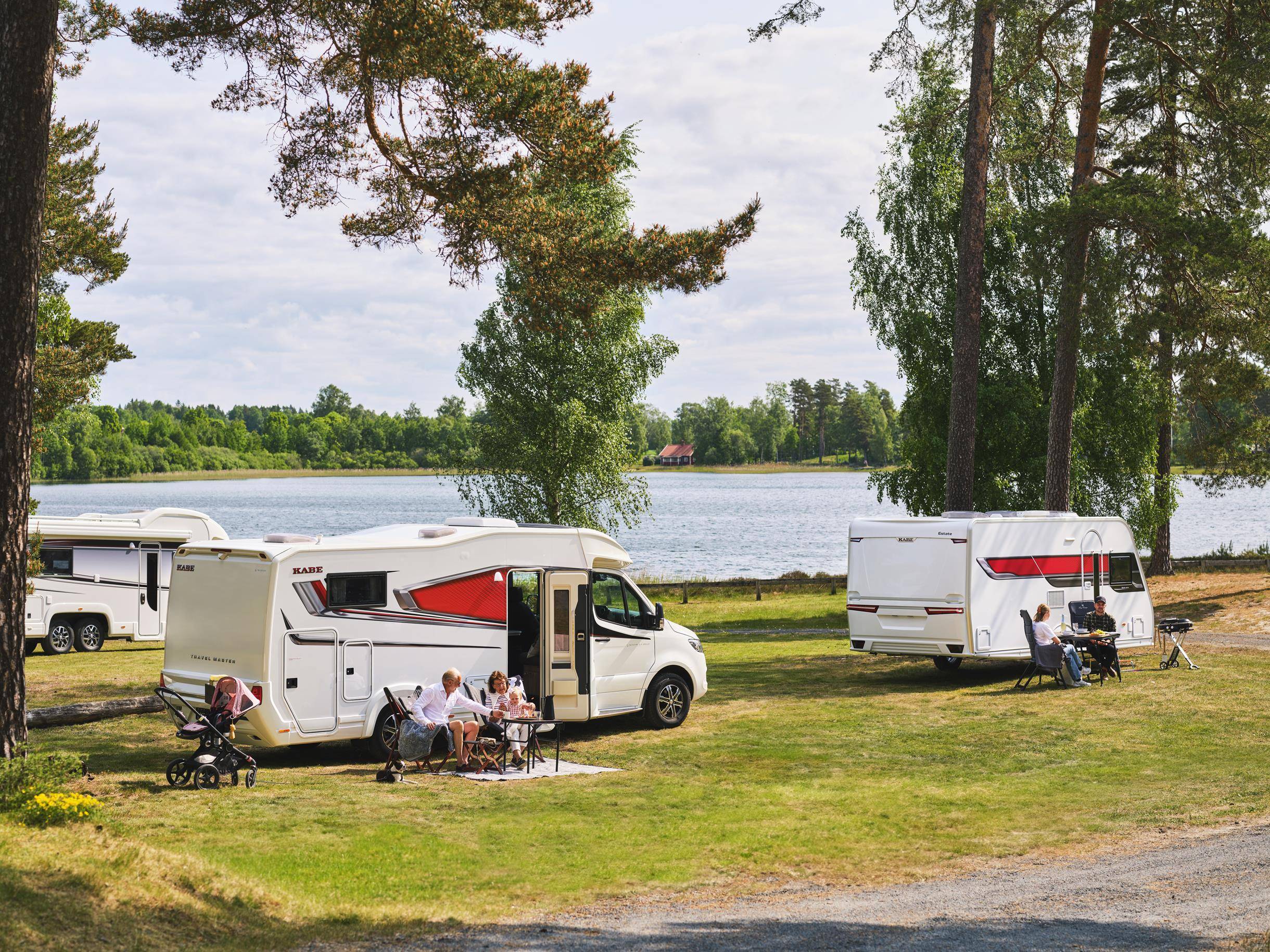 Campsite.TM.Novum.Caravan.Estate.jpg